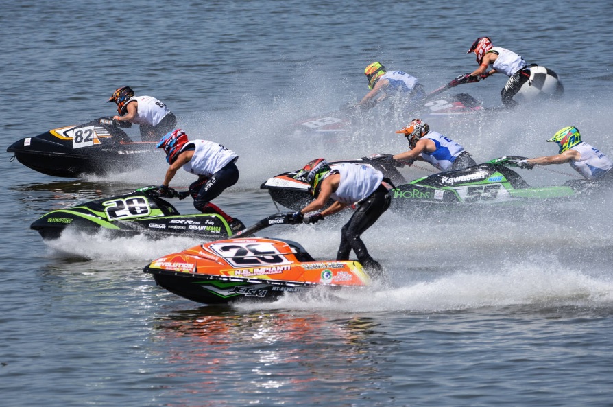 Jet-ski Eb: Tíz dobogós helyezés az időmérőkön