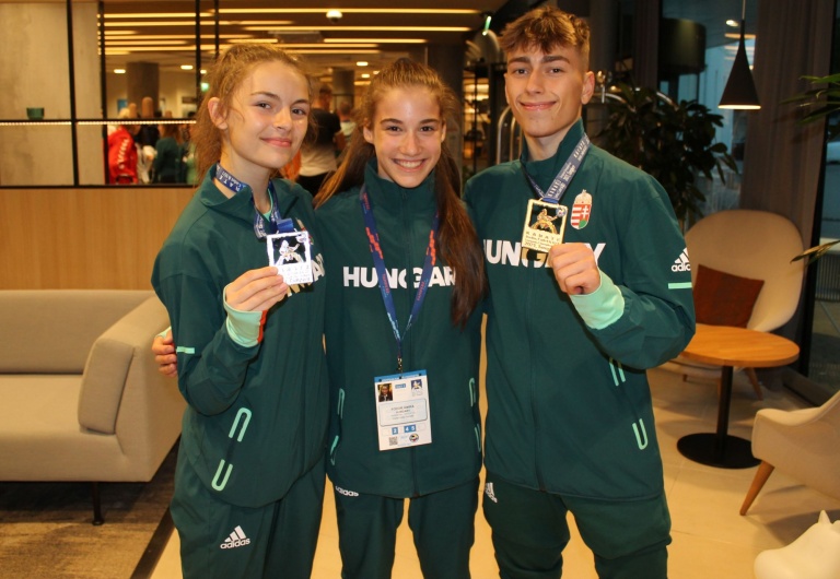 Read more about the article Két ezüstérem a korosztályos karate Eb első napján