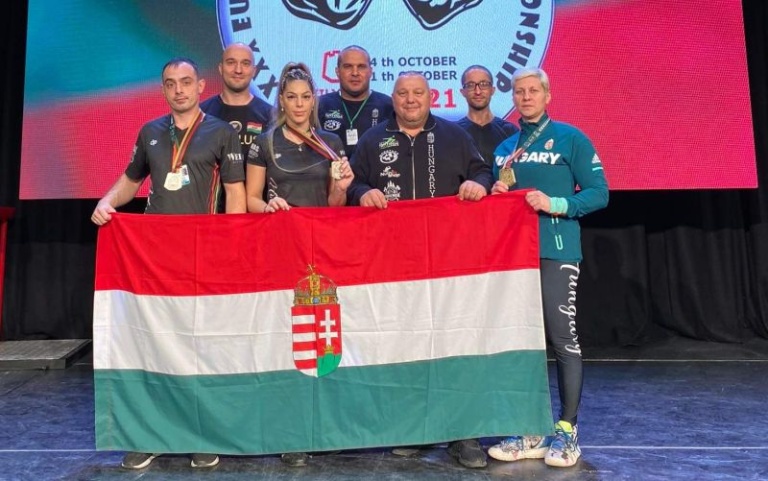 Read more about the article Szkander – Szépen gyűjtögetik az érmeket a magyar szkanderosok az Eb-n!