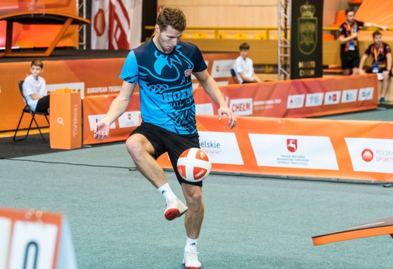 Read more about the article Teqball – A Bányik-Blázsovics duó győzött Debrecenben