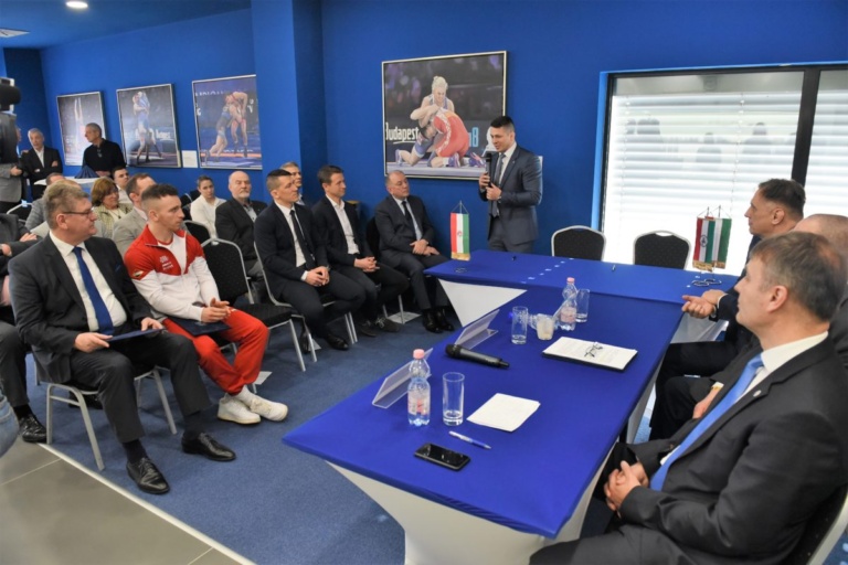 Read more about the article Hivatalosan visszavonultak a Lőrincz fivérek