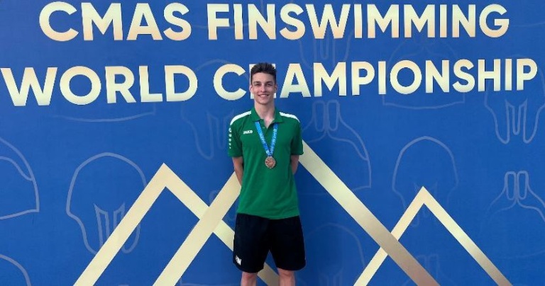 Read more about the article Junior uszonyos vb: Újabb érem és ifi országos csúcs!