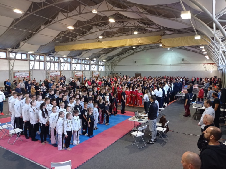Read more about the article Majdnem 300-an kick-boxoltak Nádudvaron