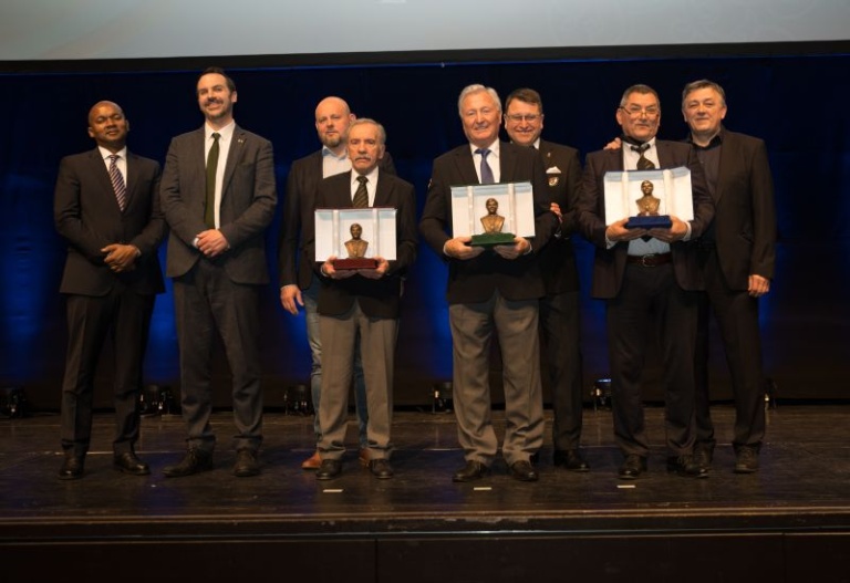 Read more about the article Rögbi Gála – Díjazott a hazai szövetség, és rendhagyó szezonra készülnek a sportágban