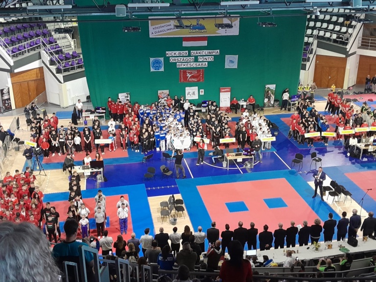 Read more about the article Rekordlétszám a Kick-box Diákolimpián