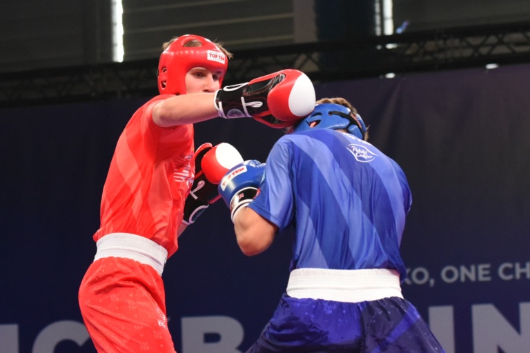 Read more about the article Négy aranyérmet nyertek a magyar kick-boxosok a plovdivi Európa-kupán