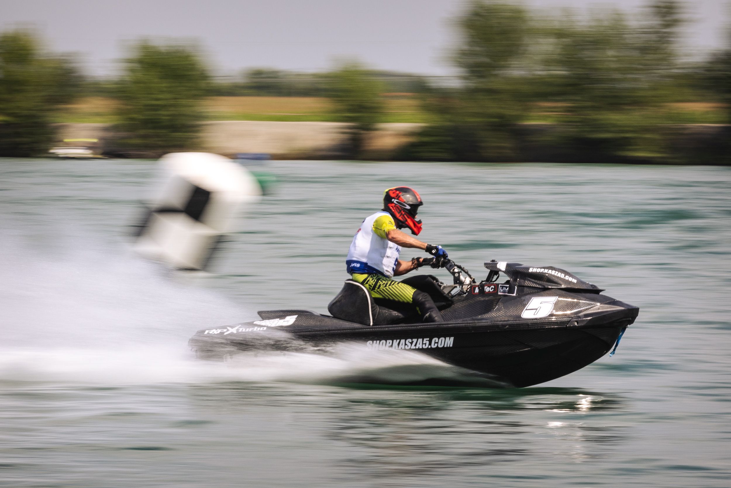 Jet-Ski Magyar Nagydíj: Kilenc magyar érem Győrzámolyban!