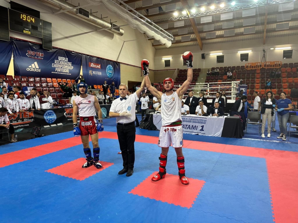 Read more about the article Egy bajnoknak bajnokhoz méltón kell viselkedni – vallja az év kick-boxosa