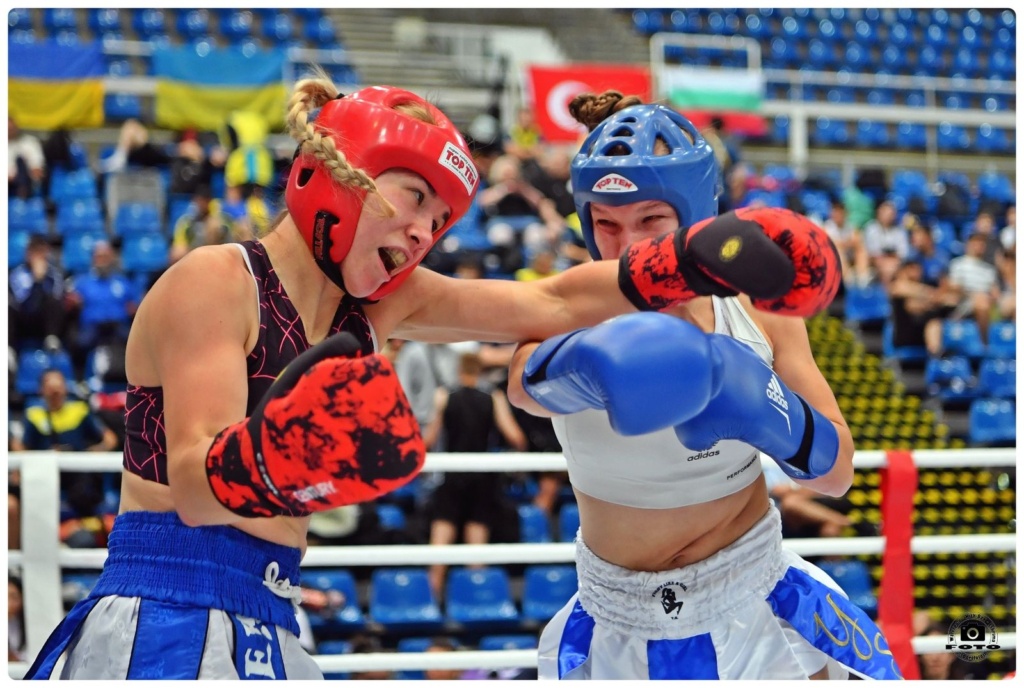 Read more about the article Magyar diadalok a bulgáriai kick-box Európa-kupán
