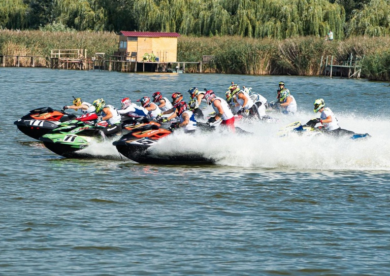 Read more about the article Három Európa-bajnoki cím jet-skiben