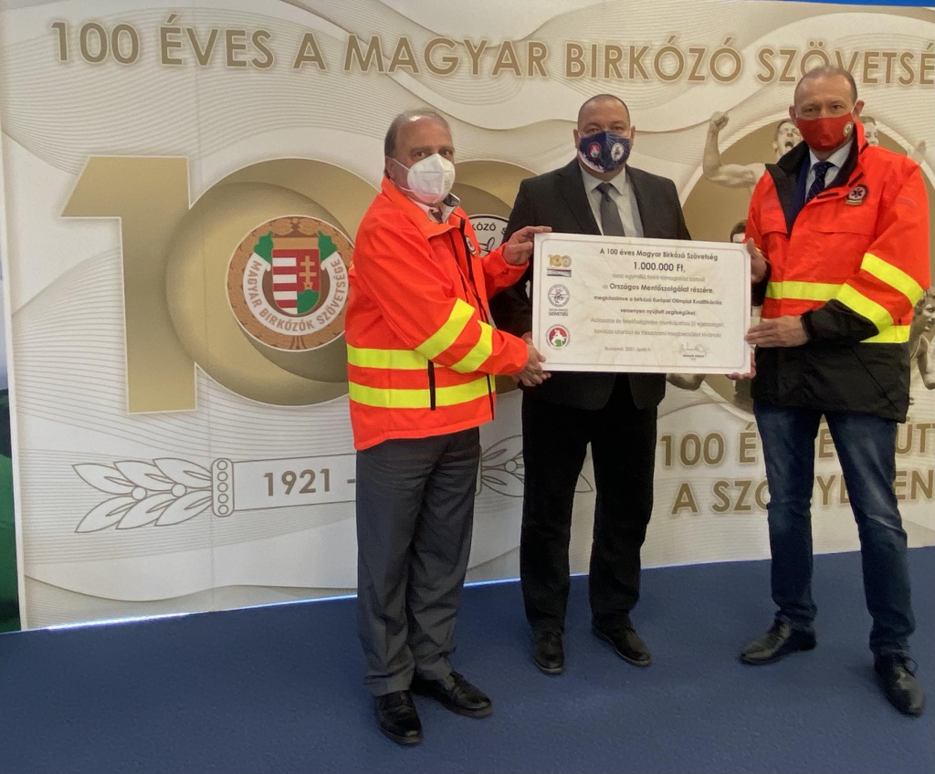 Read more about the article A birkózók köszönetet mondtak a mentősöknek