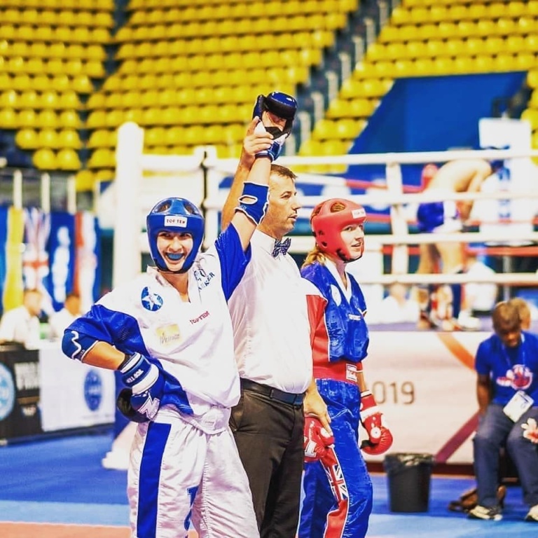 Read more about the article Busa Andrea: a paralimpiától a kick-box világbajnoki címig