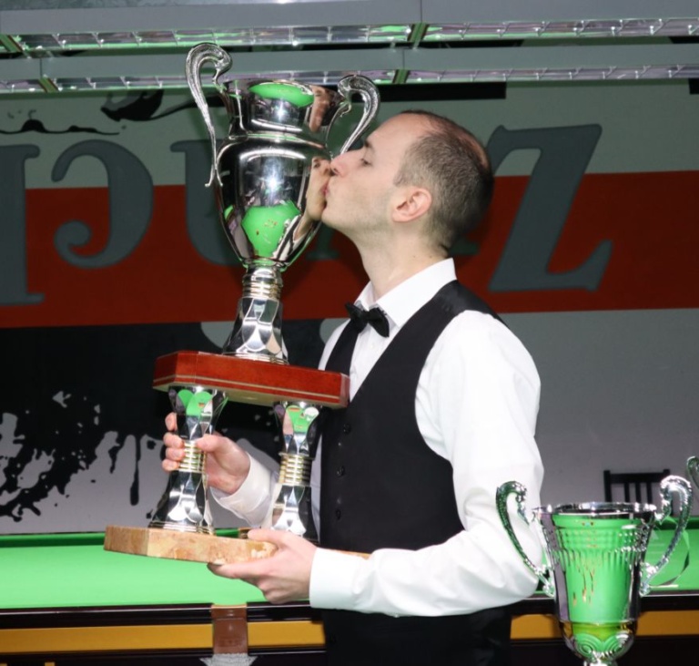 Read more about the article Eredményes évet zártak a magyar snookeresek