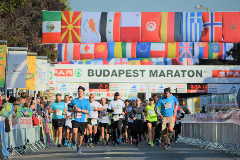Read more about the article Fesztiválhangulat és 10 000 nevező a SPAR Budapest Maraton első napján