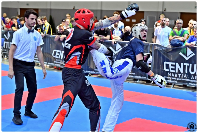 Read more about the article Kick-box: Bálint és Száraz győzelmekkel hangolt az Európa Játékokra