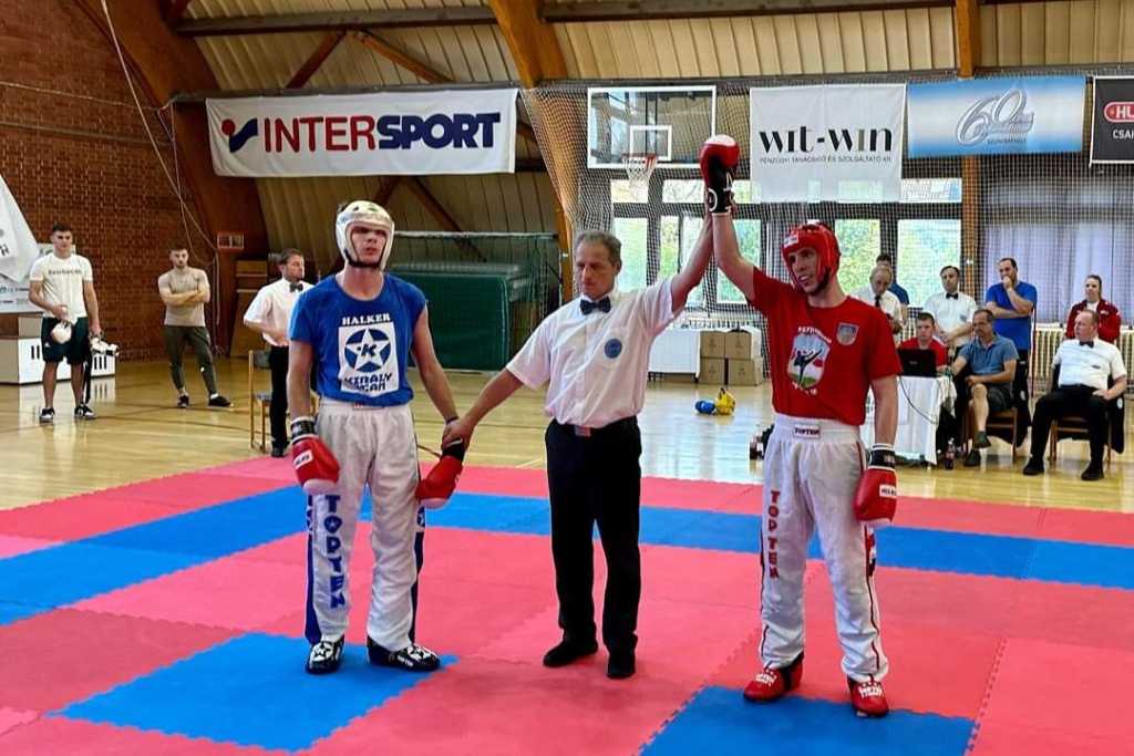 Read more about the article Kiélezett mérkőzések zajlottak a kick-box tatamis magyar bajnokságon