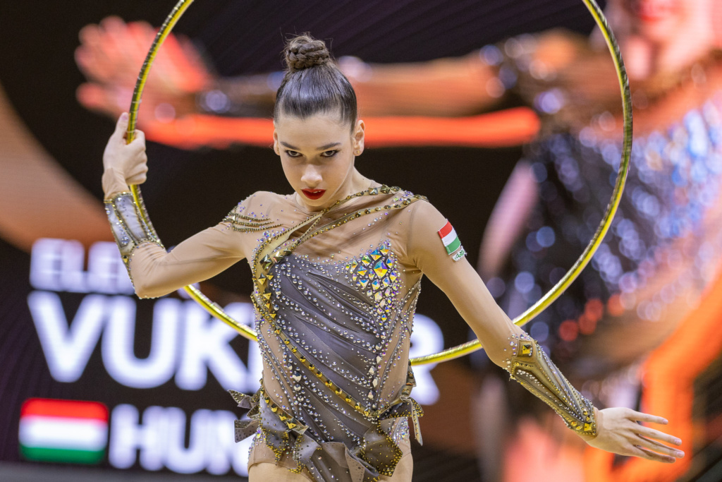 Read more about the article Ritmikus gimnasztika Eb – Vukmir Elena 6. és 8. helye az arénában