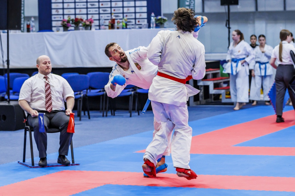 Read more about the article Több mint 800-an versenyeztek a karate magyar bajnokságon