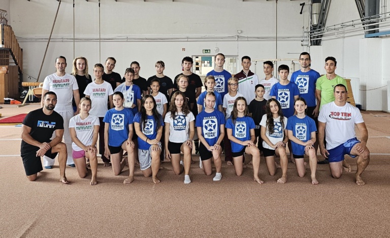 Read more about the article Féltucat aranyérmet remél a formagyakorlat szakágvezető a budapesti kick-box vb-n