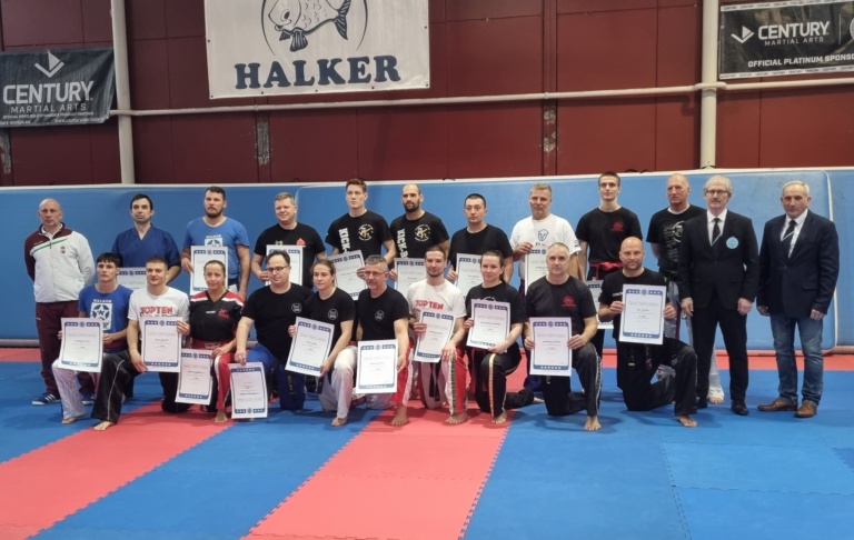 Read more about the article Megtartotta idei danvizsgáját a kick-box szövetség