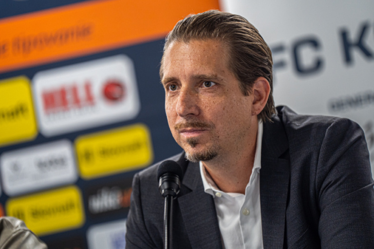 Read more about the article Sántha Gergely: „A siker kulcsa a partnerség, a fejlődés pedig közös büszkeségünk” – szezonrajt előtti sajtótájékoztatót tartott az FC Kassa